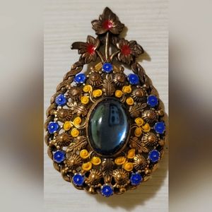 Vintage art deco dress clip.